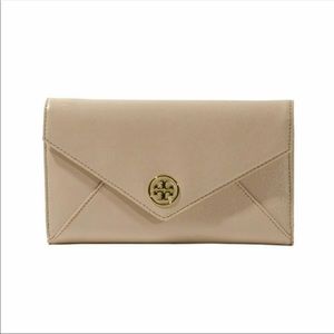 Tory Burch Robinson Leather Wristlet